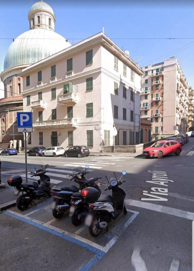 La Casa Di Bonnie & Clyde Apartment Genova Exterior foto